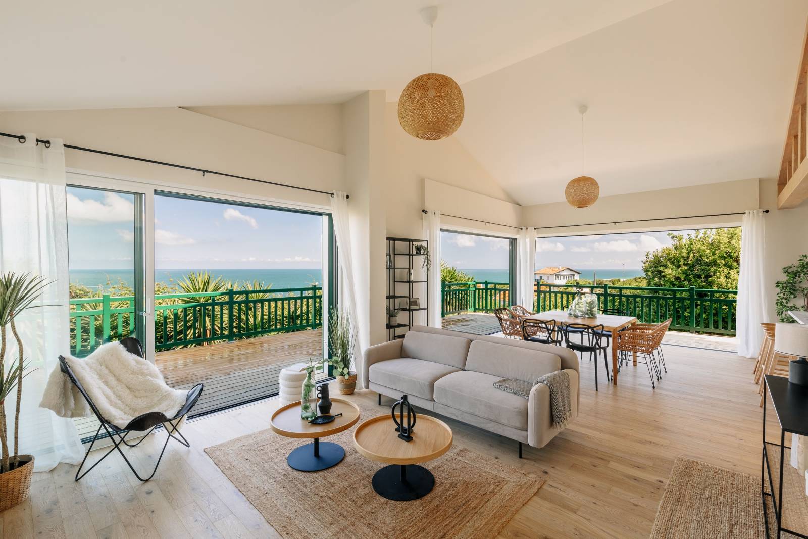 Home staging d’une villa néo-basque en bords de mer à Guéthary