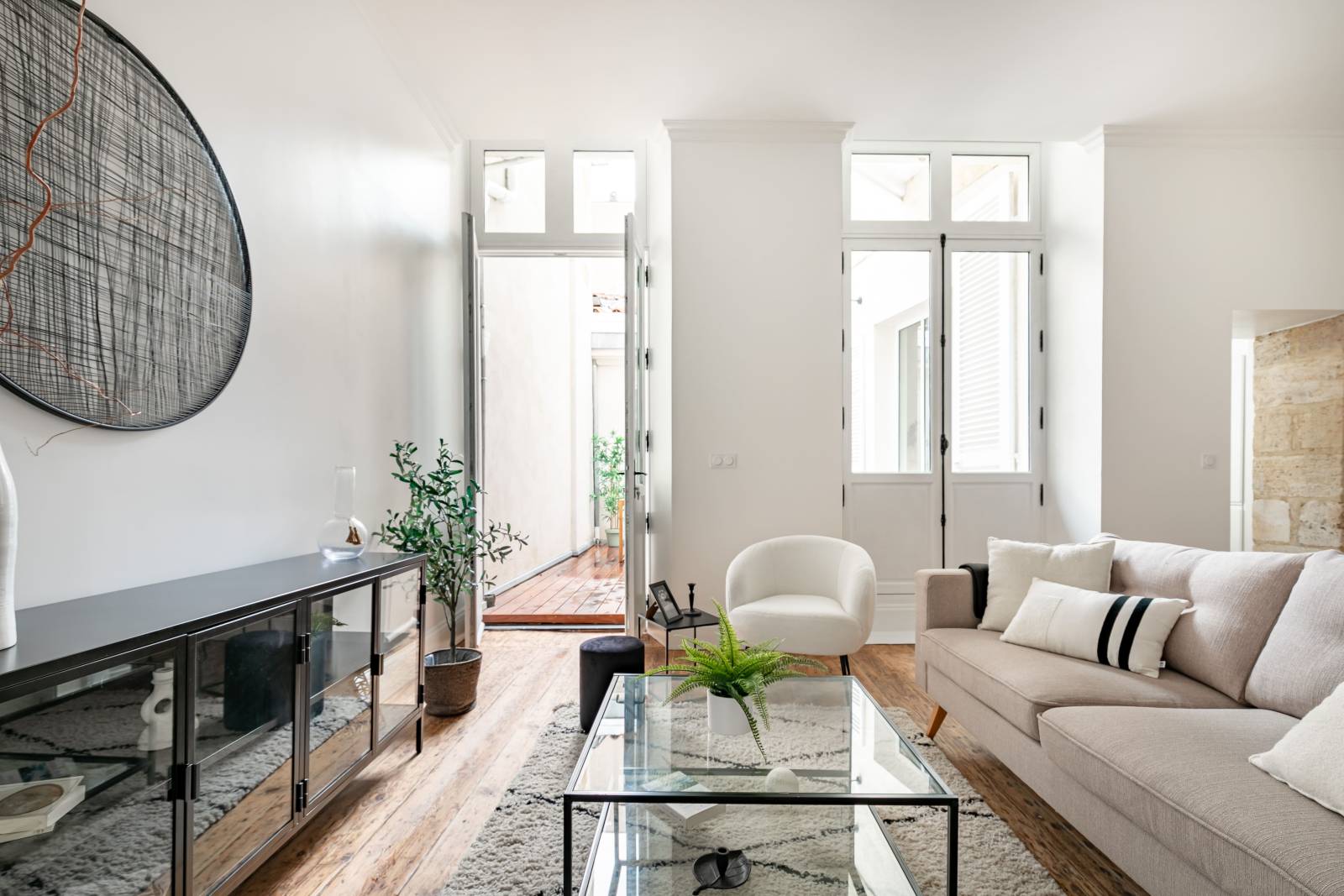 Valorisation appartement avec patio central Bordeaux