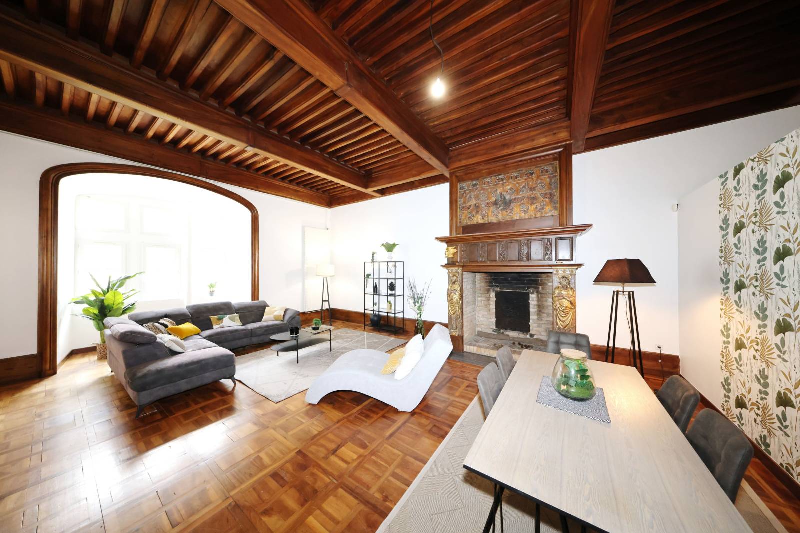 Home staging réel intérieur raffiné près de Grenoble