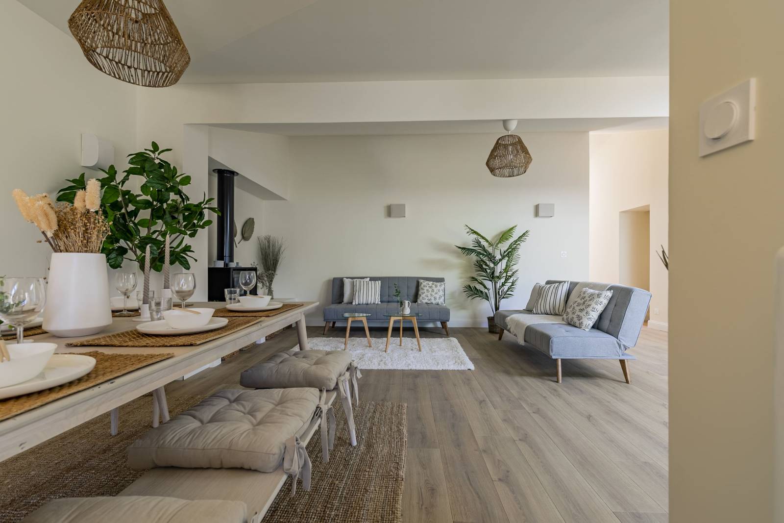 Mise en scène pièce de vie villa