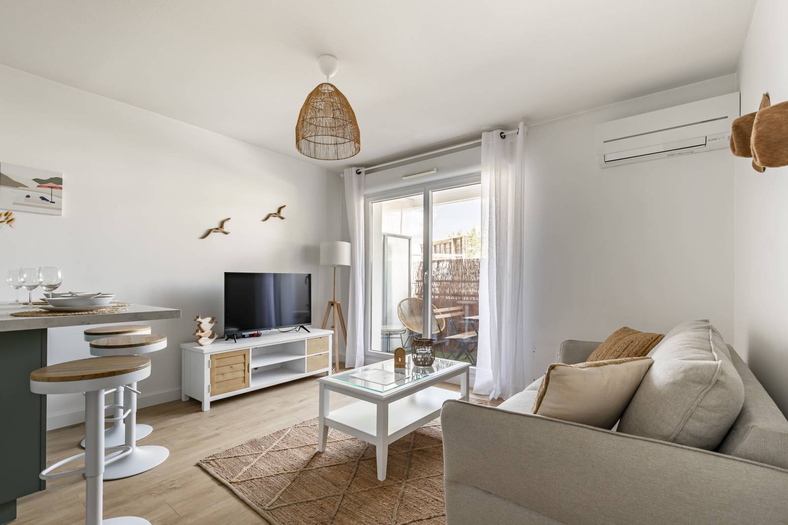 T2 fonctionnel et accueillant pour location saisonnière à Mérignac