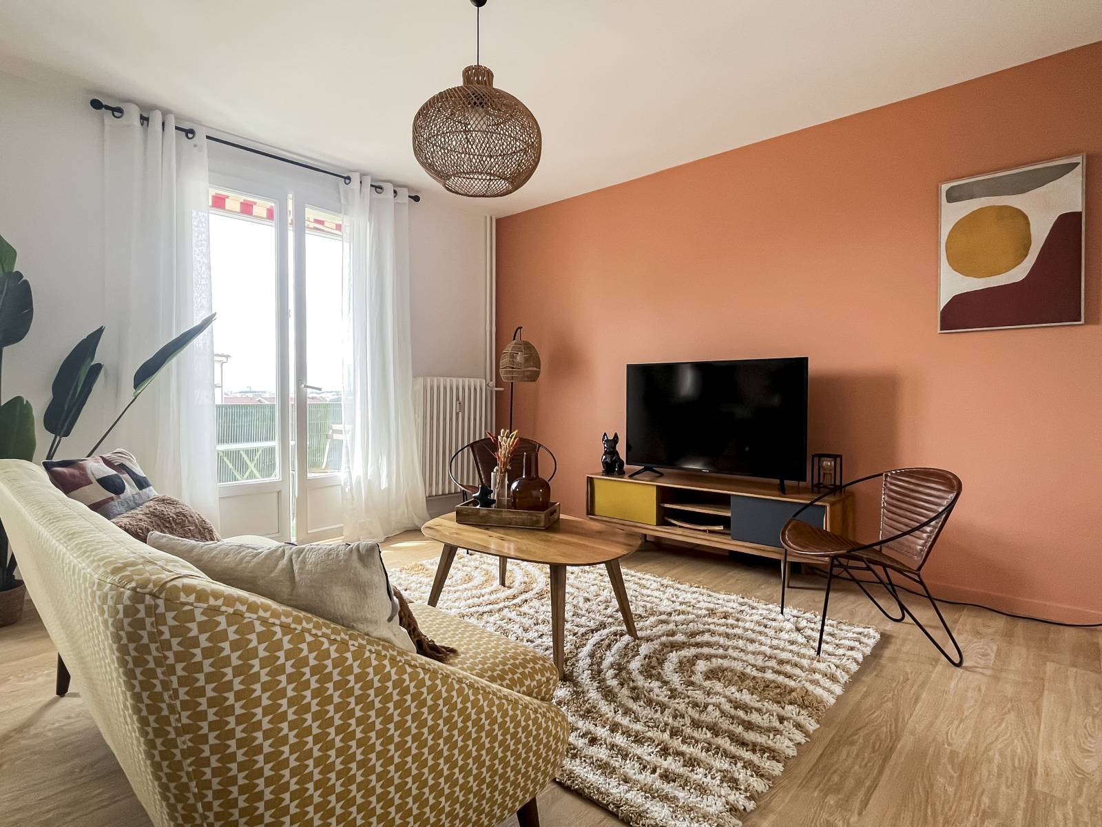 Location meublée au style rétro dans un appartement T4 à Annemasse