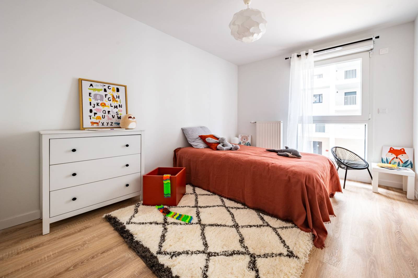 Logement témoin avec chambre pour enfant à Dijon