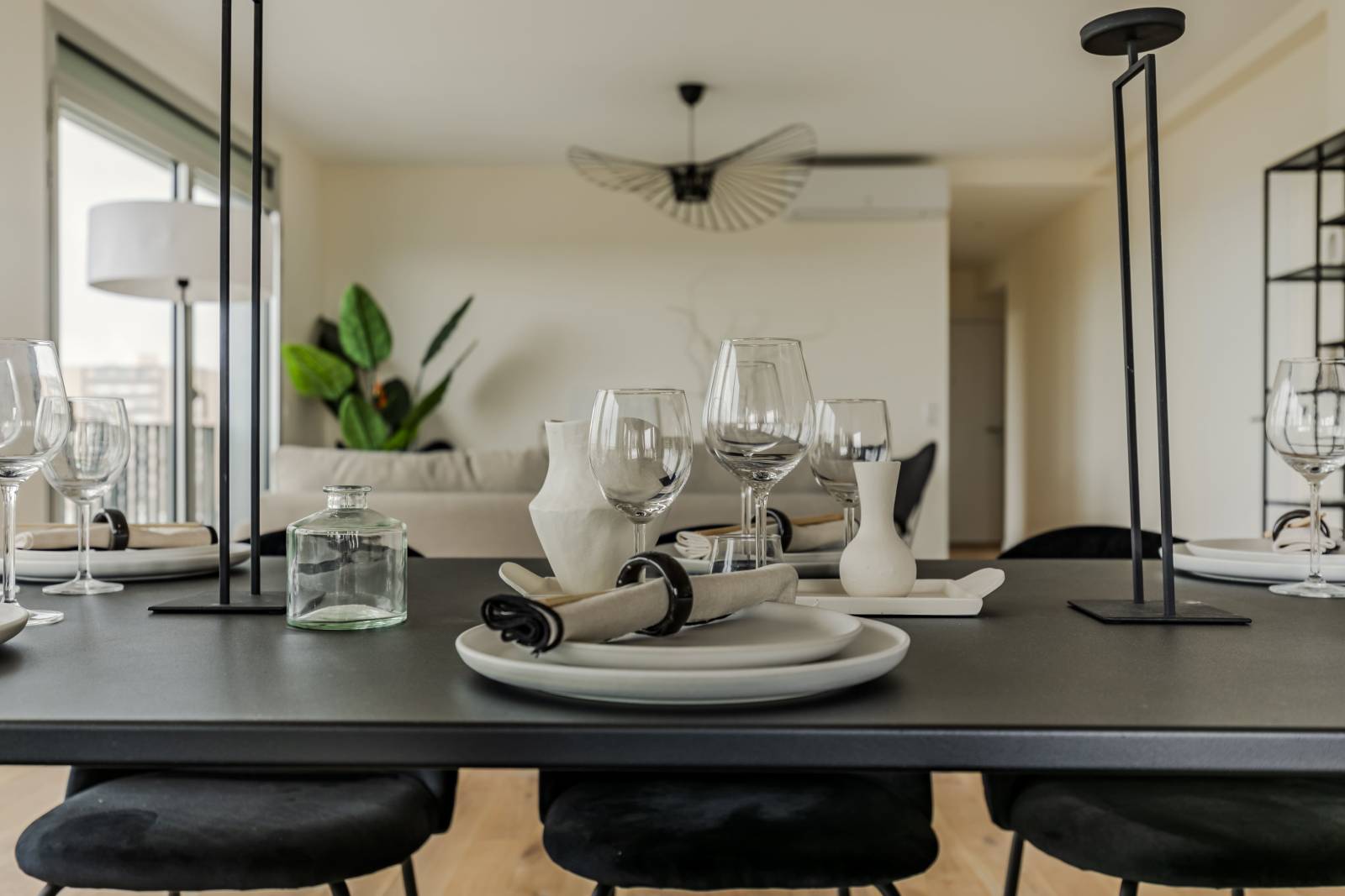 Aménagement sur-mesure d'un logement témoin haut de gamme à Caudéran