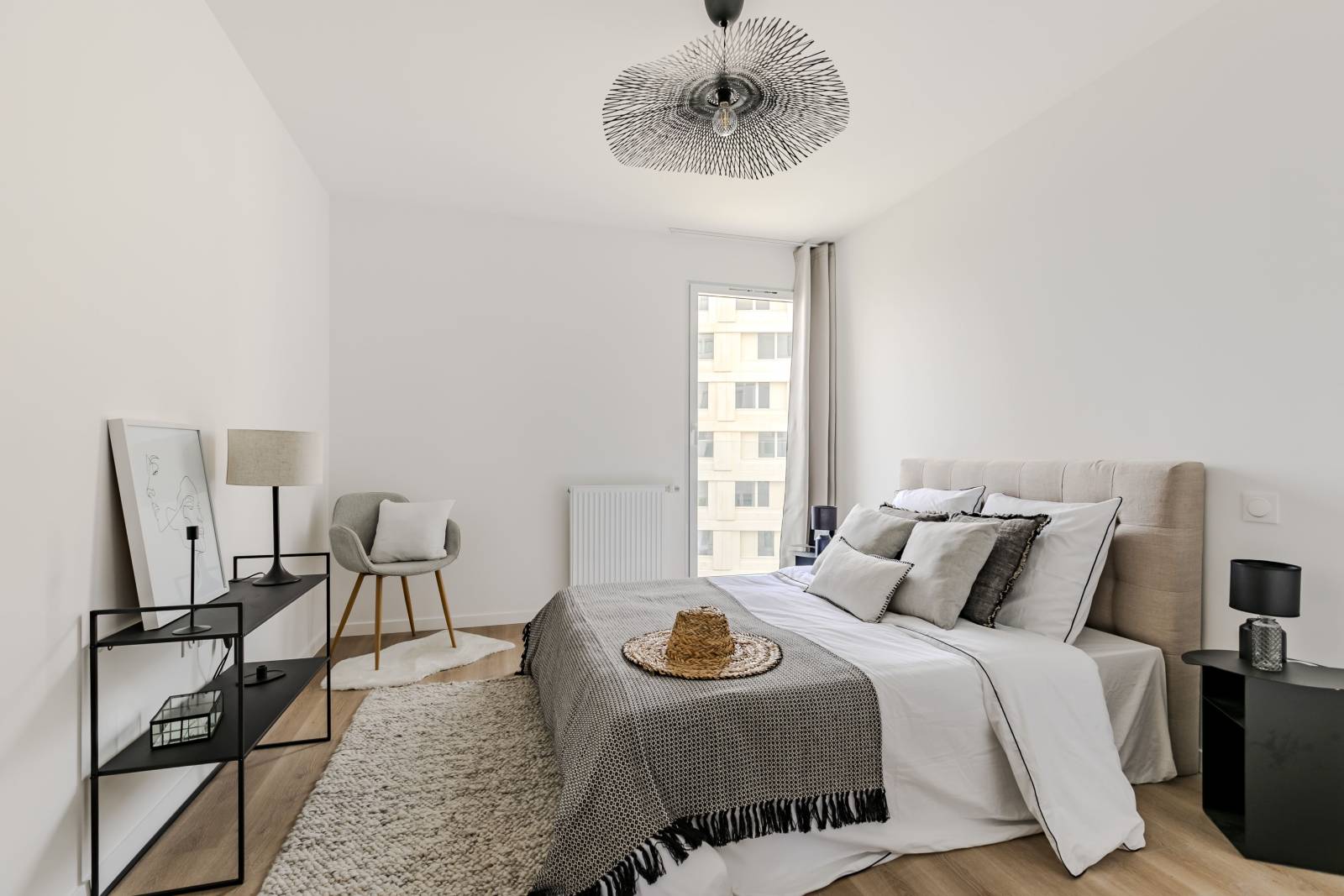 Aménagement d’un appartement témoin T3 avec vue panoramique sur Bordeaux