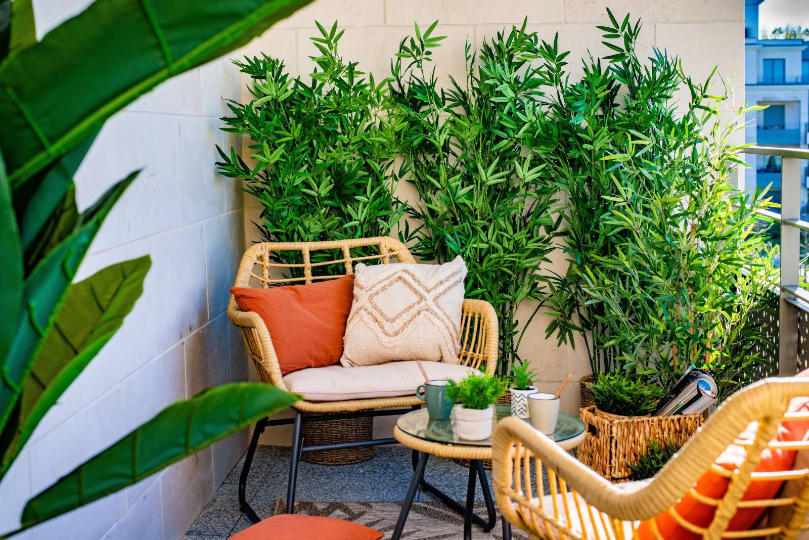 Aménagement d’un logement témoin avec terrasse privative