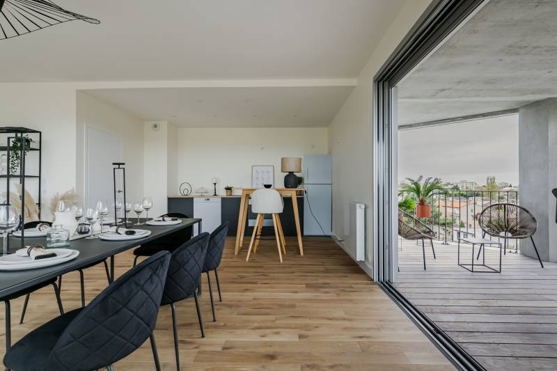 Cuisine factice pour promoteur immobilier et appartement témoin VEFA Meublimo