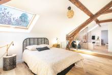 Home staging d'un duplex atypique rénové à Meylan pour valoriser les volumes et accélérer la vente