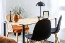 Bureaux décorés et lumineux