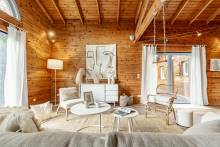 Maison en bois mise en valeur par home staging à Gujan-Mestras