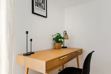 Aménagement intérieur d’une maison rénovée en coliving de 7 chambres à Pessac