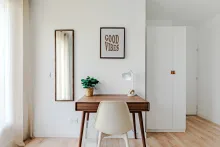 Aménagement intérieur d’une maison rénovée en coliving de 7 chambres à Pessac