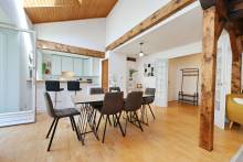 Sélection de mobilier pour espace de salon et salle à manger à Bivier